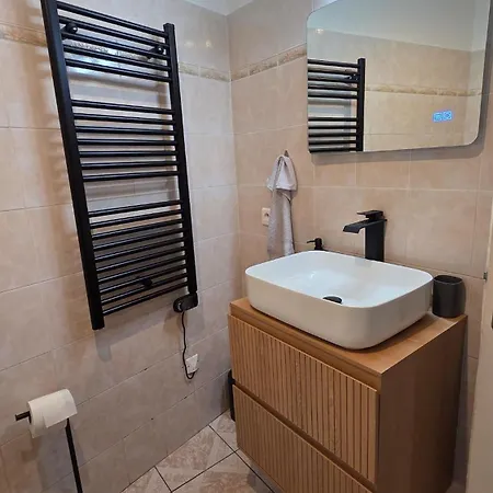 בית נופש Cosy Aux Portes Des Sanctuaires De לורדה