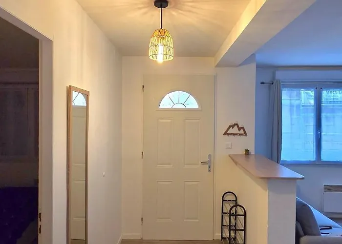 Cosy Aux Portes Des Sanctuaires De לורדה